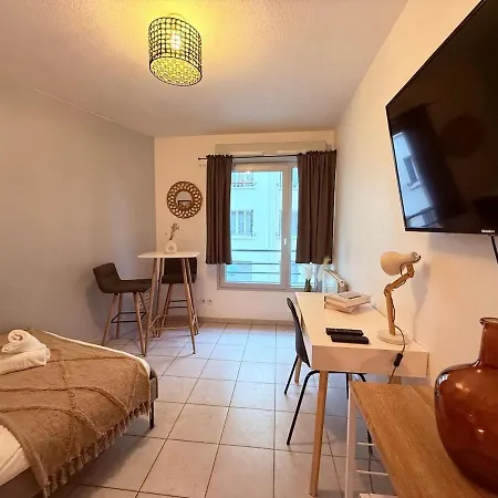 Appartement 6 Anatole - - Charpennes