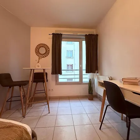 6 Anatole - - Charpennes Appartement *